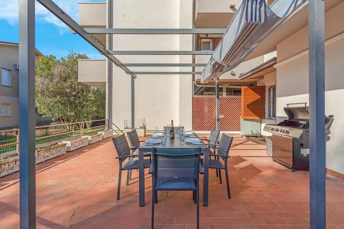 Sirmione - Jacuzzi, Garden & Bbq Apartman